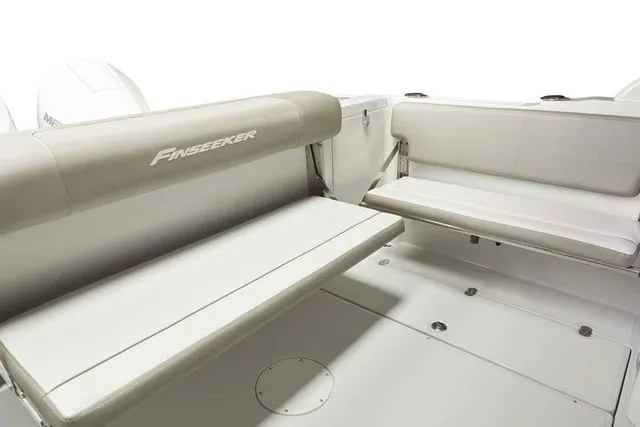 Slide: The Image of Finseeker 260 DC 2025 - 24