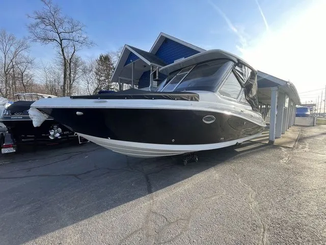 Slide: The Image of Finseeker 260 DC 2025 - 3