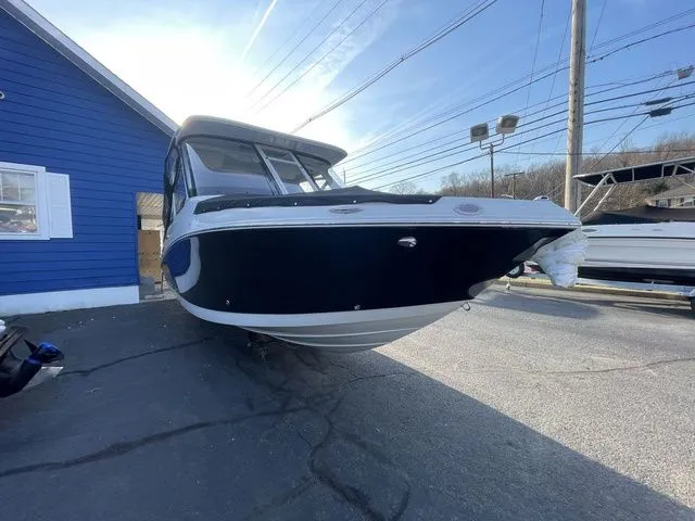 Slide: The Image of Finseeker 260 DC 2025 - 4