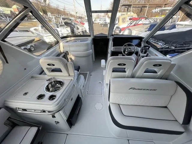 Slide: The Image of Finseeker 260 DC 2025 - 8