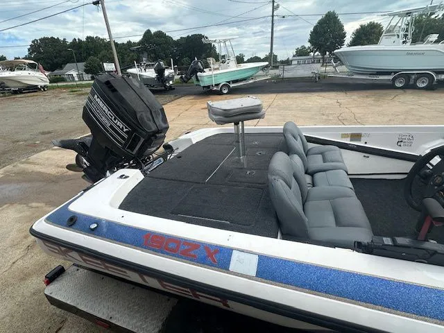 Slide: The Image of Skeeter ZX190 1995 - 6