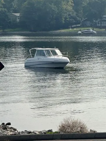 Slide: The Image of Four Winns 243 Coast Runner 1997 - 3