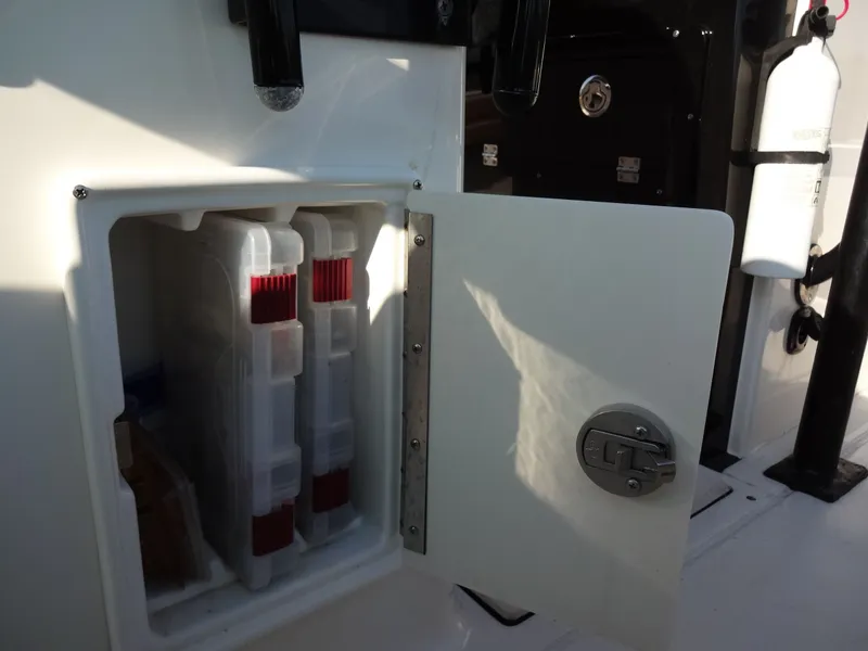 Slide: The Image of Shearwater 27 Carolina 2017 - 104