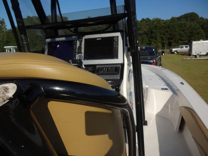 Slide: The Image of Shearwater 27 Carolina 2017 - 37