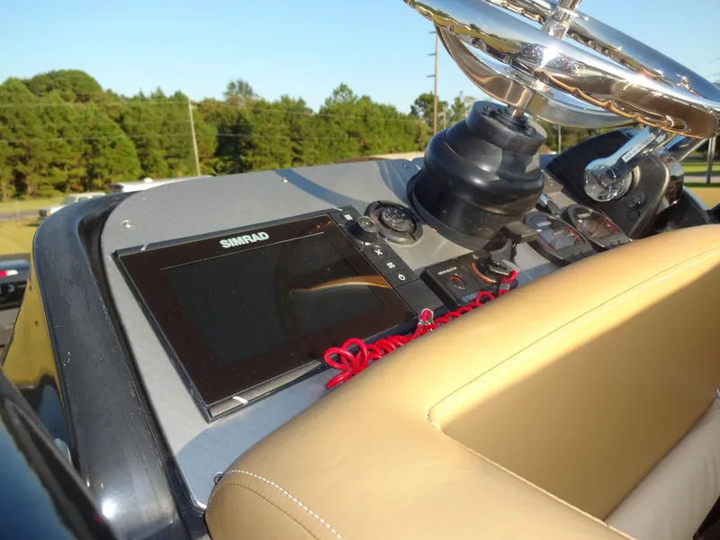 Slide: The Image of Shearwater 27 Carolina 2017 - 60