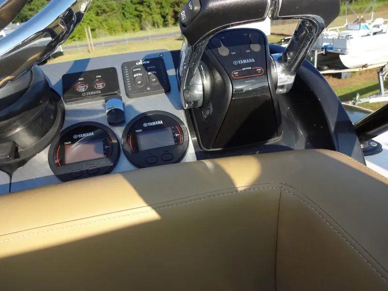 Slide: The Image of Shearwater 27 Carolina 2017 - 62