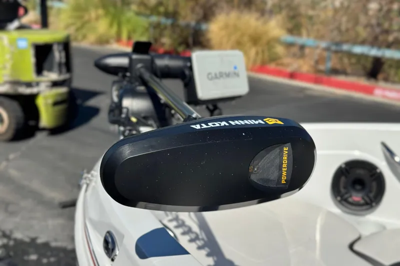 Slide: The Image of 2020 Tahoe 500 TF boat with Minn Kota PowerDrive trolling motor and Garmin device. - 10