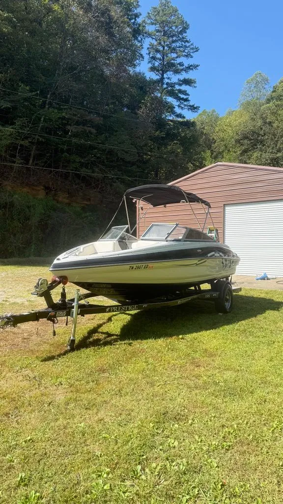 Slide: The Image of Crownline Boats 195 SS 2009 - 18