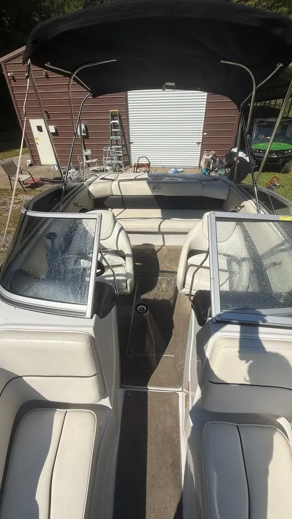 Slide: The Image of Crownline Boats 195 SS 2009 - 3