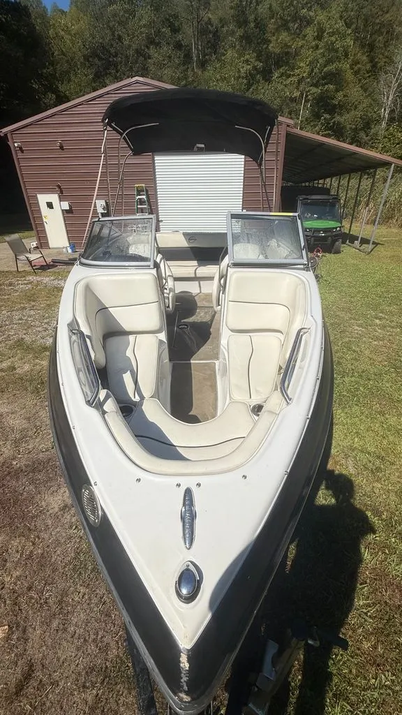 Slide: The Image of Crownline Boats 195 SS 2009 - 9