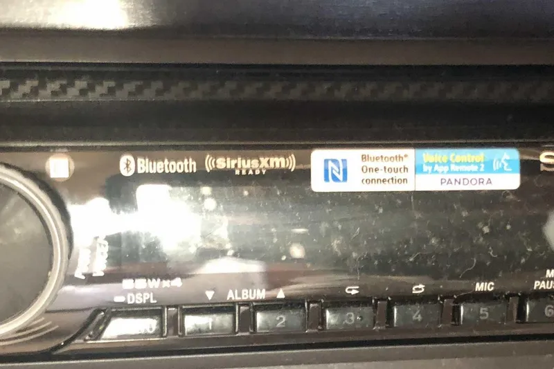 Slide: The Image of Boat stereo system with Bluetooth, SiriusXM, and Pandora features on 2005 Sea Ray 280 Sundancer. - 52