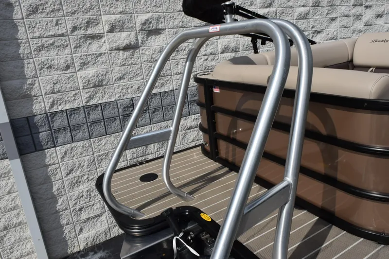 Slide: The Image of 2026 Bentley Pontoons Legacy 223 Cruise XL, rear view with ladder and seating. - 8