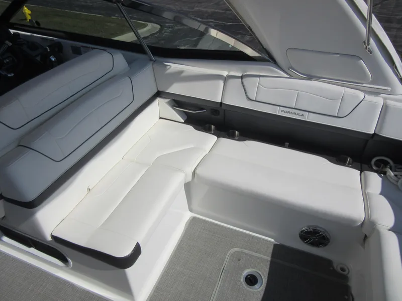 Slide: The Image of 2019 Formula 350 CBR - 18