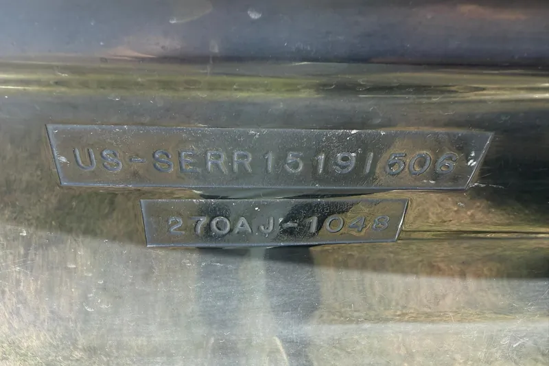 Slide: The Image of Hull identification number on 2006 Sea Ray 270 Amberjack boat. - 41