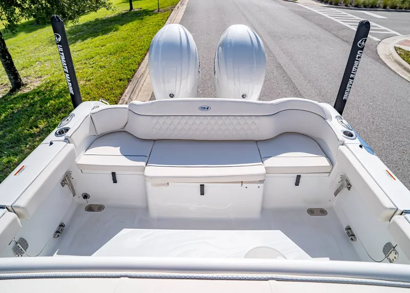 Slide: The Image of Sea Hunt Ultra 265 SE 2026 - 5