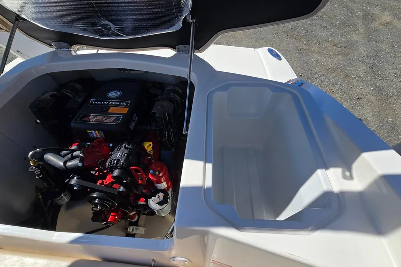 Slide: The Image of 2012 Chaparral 196 SSi boat engine compartment with Volvo Penta 4.3GL engine. - 46