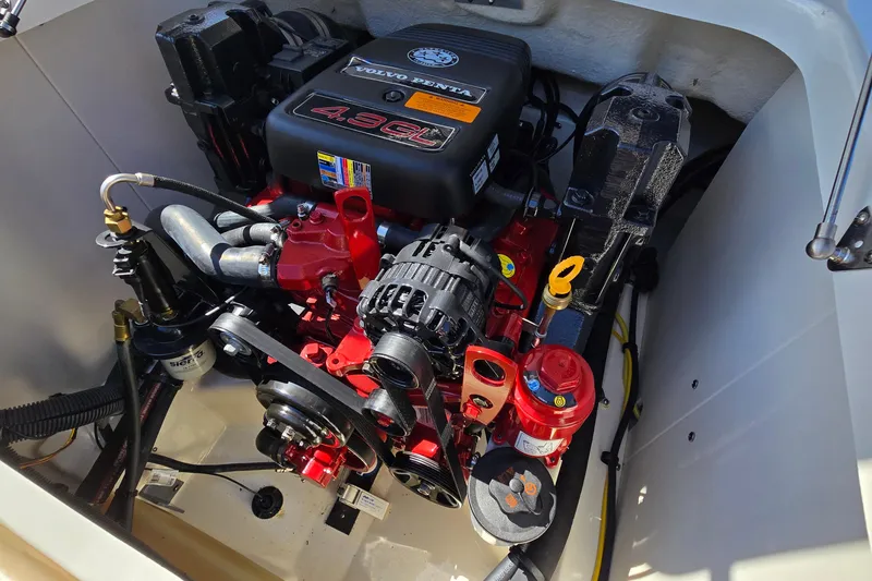 Slide: The Image of 2012 Chaparral 196 SSi boat engine, featuring a Volvo Penta 4.3GL motor. - 47