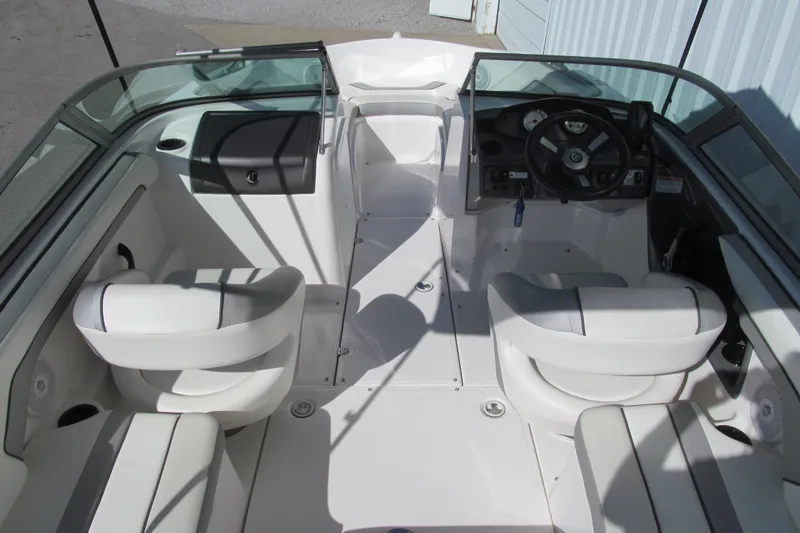 Slide: The Image of 2017 Yamaha Boats SX190 dashboard with steering wheel and gauges. - 5