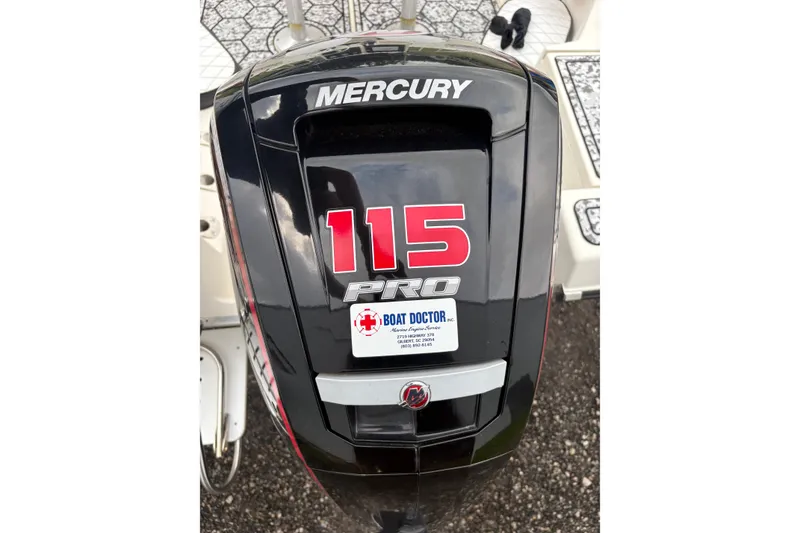Slide: The Image of Mercury 115 Pro outboard motor on 1999 Sea Pro 180 Center Console boat. - 4