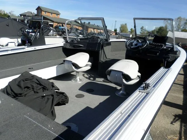 Slide: The Image of Polar Kraft Frontier 189 WT 2017 - 4