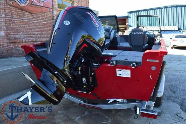 Slide: The Image of Lund 1775 Adventure Sport 2026 - 7