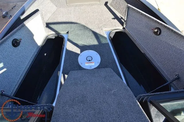 Slide: The Image of Lund 1775 Adventure Sport 2026 - 16