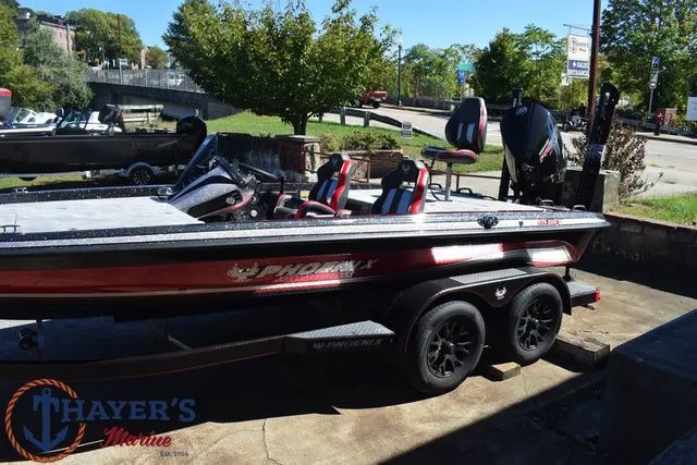 Slide: The Image of Phoenix Bass Boats 920 Elite X 2026 - 32