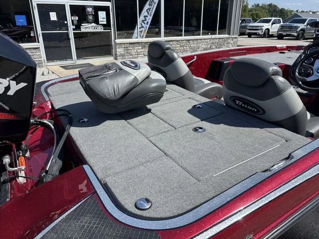 Slide: The Image of Triton 189 TRX 2015 - 4