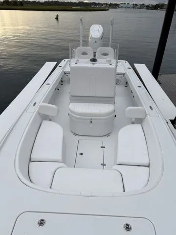 Slide: The Image of Contender 26 Bay 2024 - 8