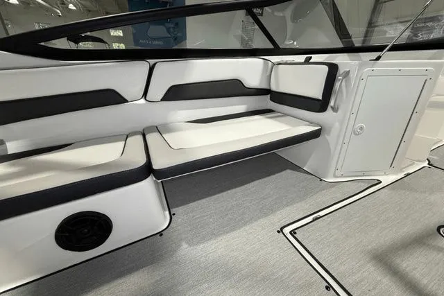 Slide: The Image of Yamaha AR195 2026 - 11