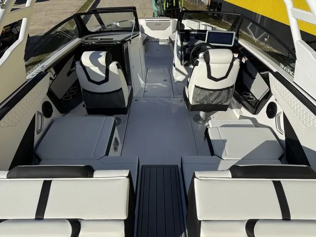 Slide: The Image of Yamaha 222SD 2026 - 12