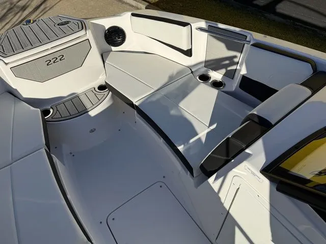 Slide: The Image of Yamaha 222SD 2026 - 26