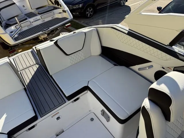 Slide: The Image of Yamaha 222SD 2026 - 32