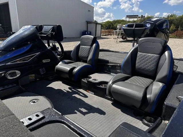 Slide: The Image of Caymas CX 20 2021 - 11