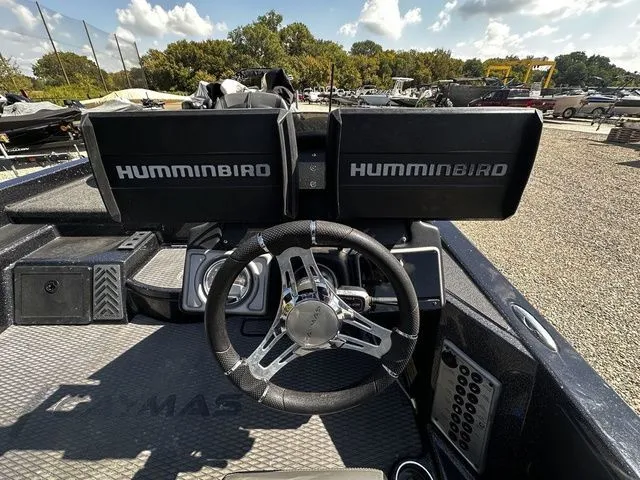 Slide: The Image of Caymas CX 20 2021 - 5