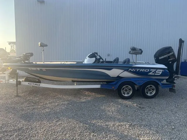 Slide: The Image of Nitro Z9 SC 2010 - 6