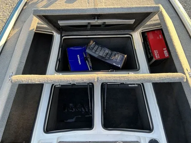 Slide: The Image of Nitro Z9 SC 2010 - 8