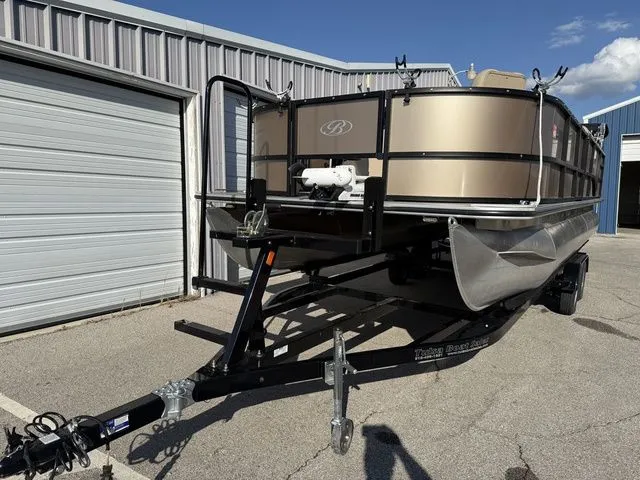 Slide: The Image of Bentley Pontoons 220 Fish 4 Point 2020 - 4