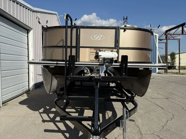 Slide: The Image of Bentley Pontoons 220 Fish 4 Point 2020 - 7