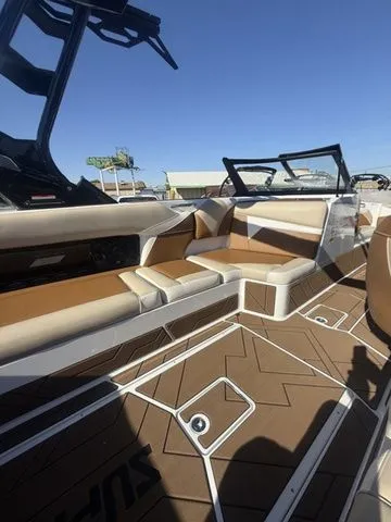 Slide: The Image of Supreme S240 2026 - 11