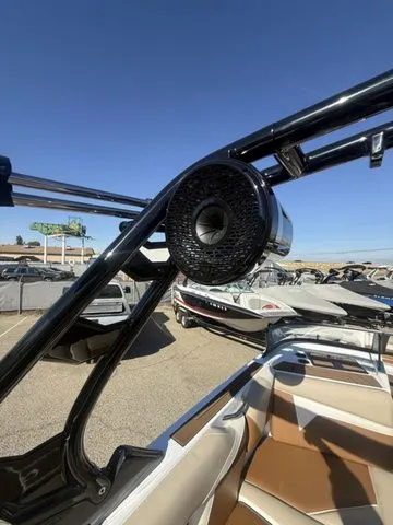 Slide: The Image of Supreme S240 2026 - 12