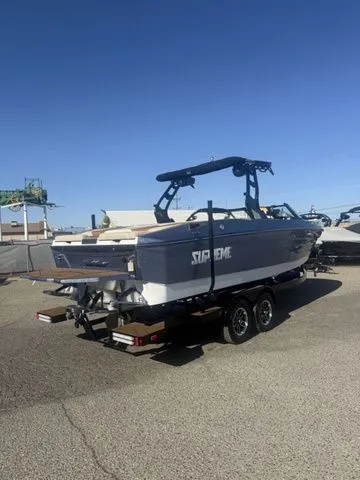 Slide: The Image of Supreme S240 2026 - 3