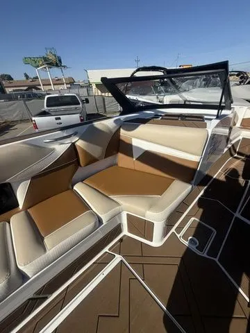 Slide: The Image of Supreme S240 2026 - 7