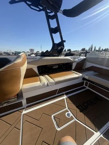 Slide: The Image of Supreme S240 2026 - 9