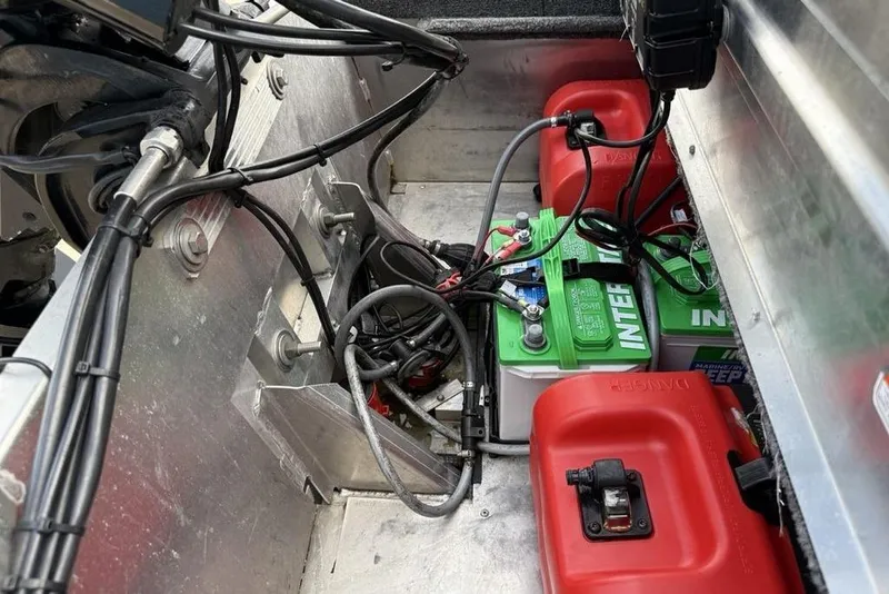 Slide: The Image of 2020 Tracker Bass Tracker Classic XL boat battery and fuel tank compartment. - 22