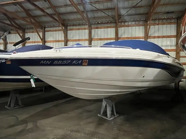 Slide: The Image of Chaparral 220 SSi 2006 - 12