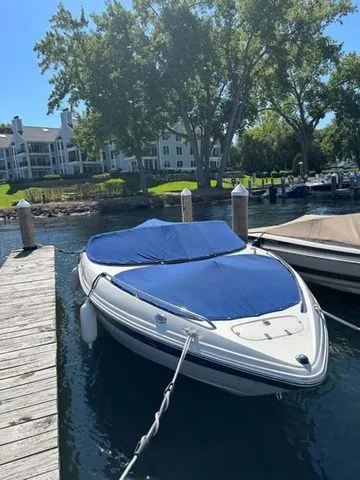 Slide: The Image of Chaparral 220 SSi 2006 - 9