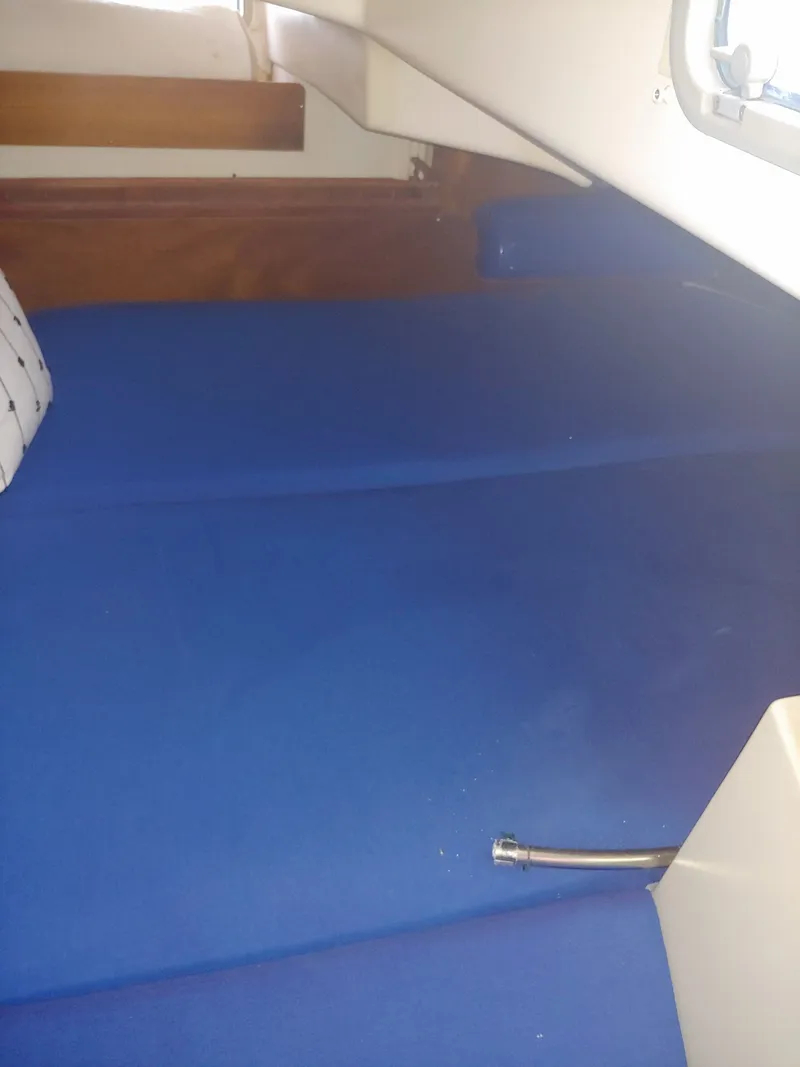 Slide: The Image of Beneteau Oceanus 321 1999 - 21