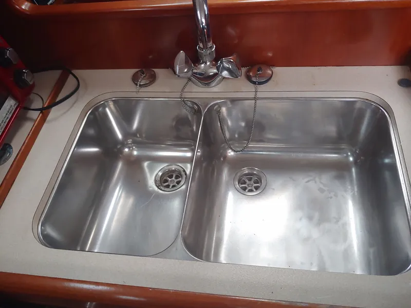 Slide: The Image of Beneteau Oceanus 321 1999 - 35