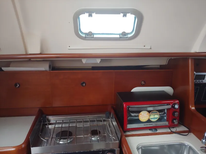 Slide: The Image of Beneteau Oceanus 321 1999 - 36